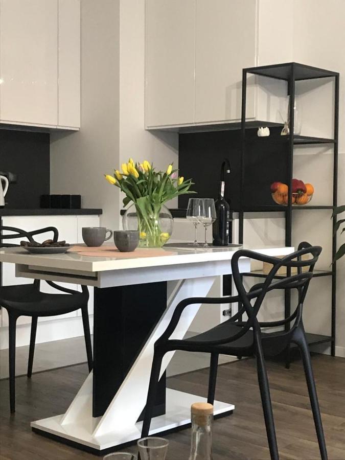 Apartament Chwaliszewo Z Balkonem - Free Parking بوزنان المظهر الخارجي الصورة